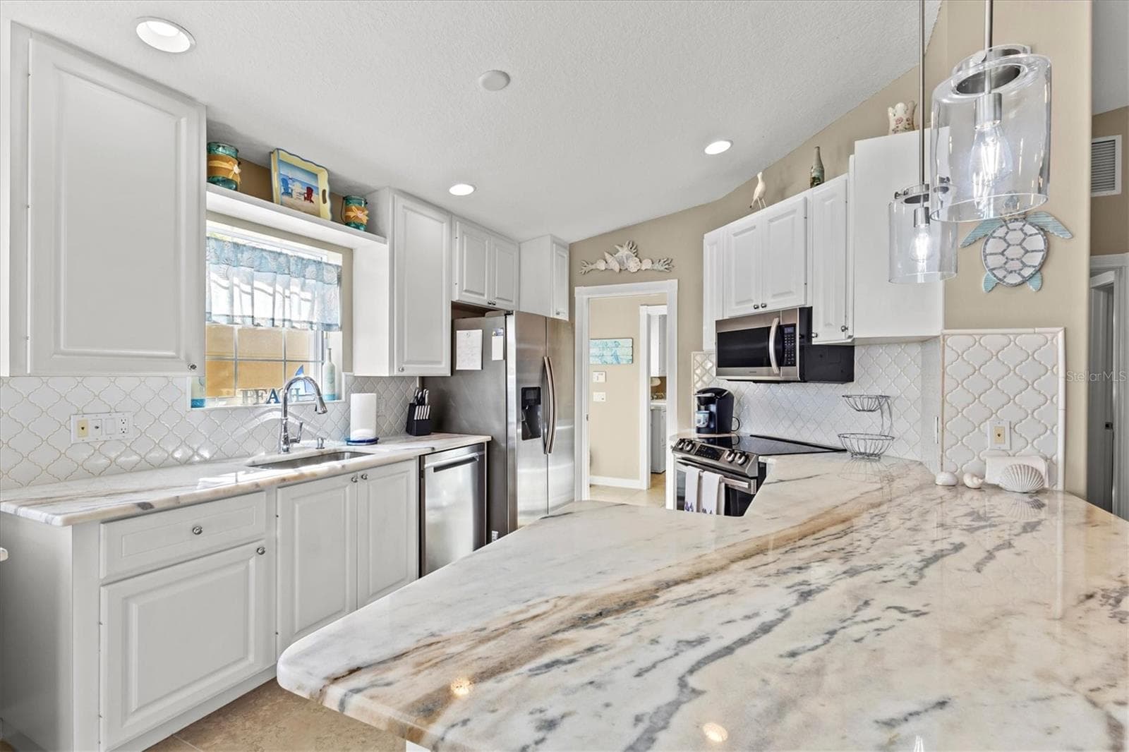 Villa at 13478 DIMARCO ST, VENICE, photo 10 of 86