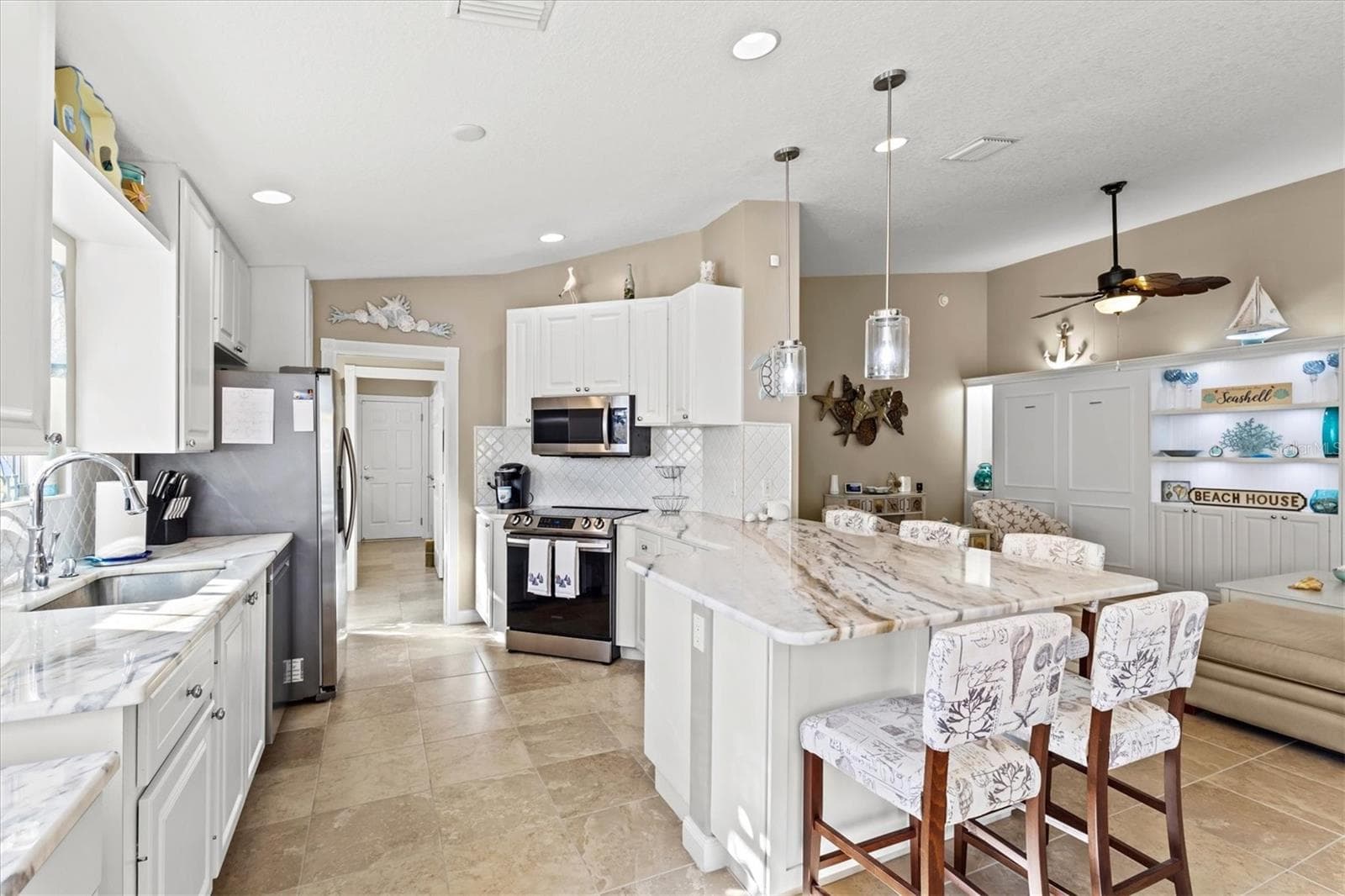Villa at 13478 DIMARCO ST, VENICE, photo 12 of 86
