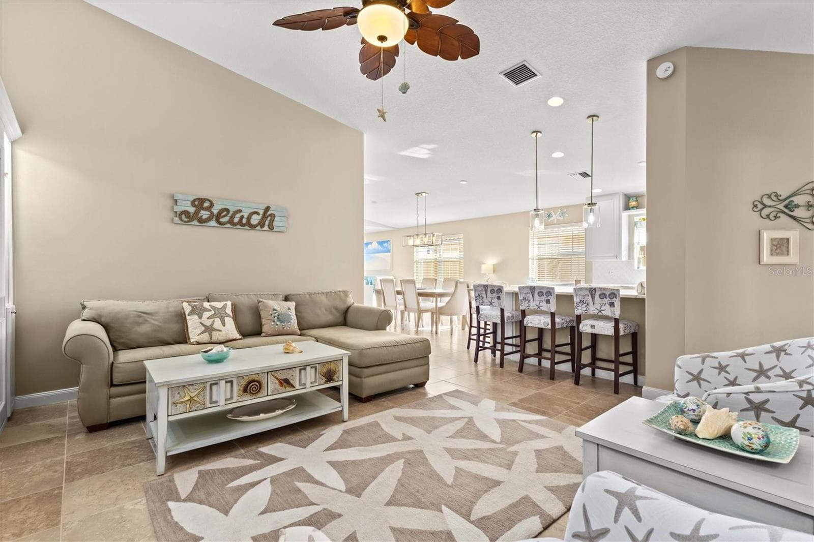 Villa at 13478 DIMARCO ST, VENICE, photo 15 of 86