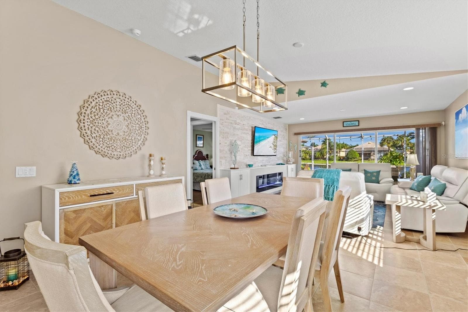 Villa at 13478 DIMARCO ST, VENICE, photo 19 of 86