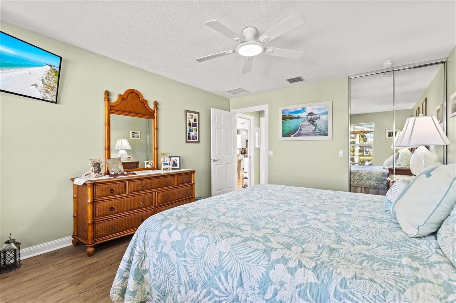 Villa at 13478 DIMARCO ST, VENICE, photo 29 of 86