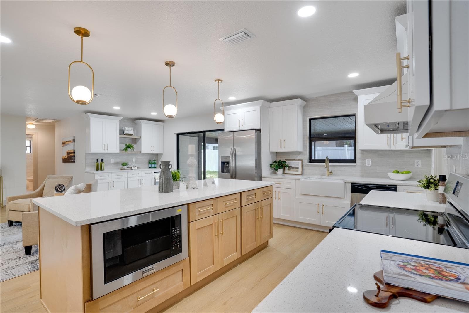 Single Family Residence at 2239 68TH AVE N, ST PETERSBURG, photo 15 of 52