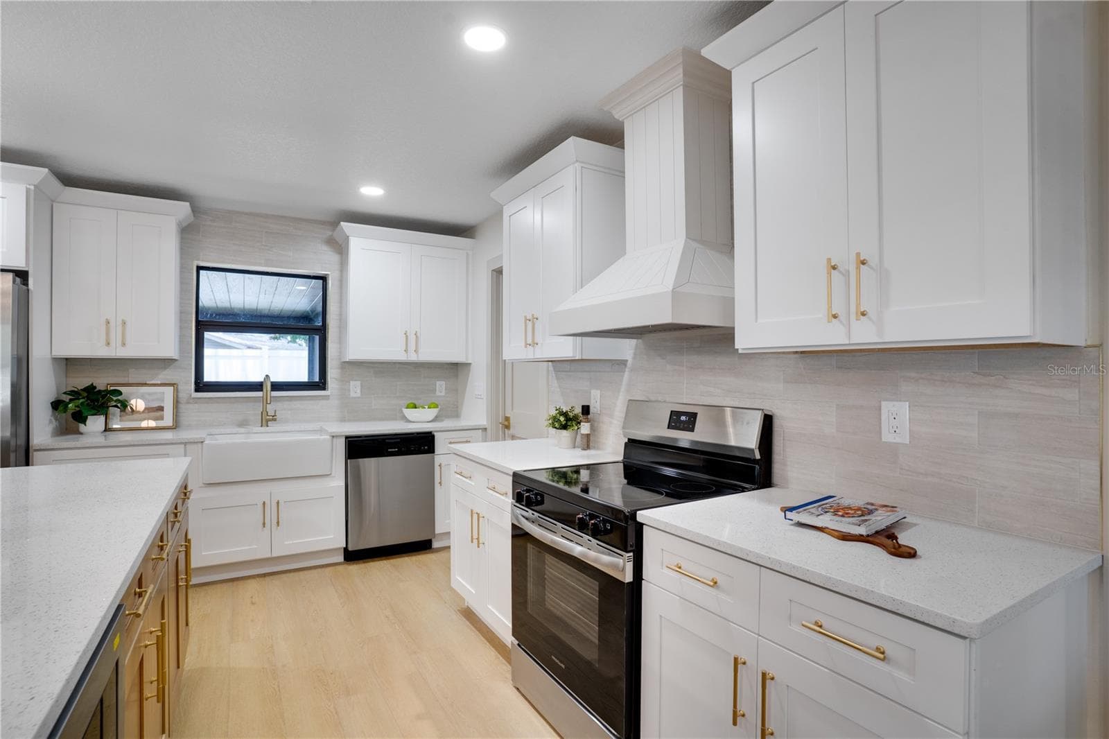 Single Family Residence at 2239 68TH AVE N, ST PETERSBURG, photo 16 of 52