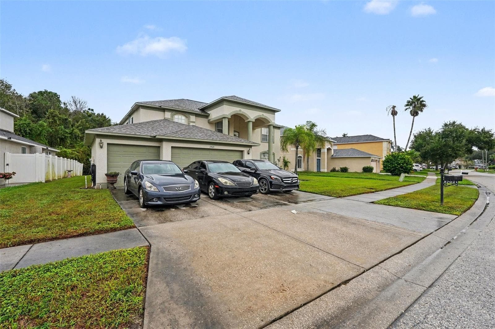 Single Family Residence at 27021 CORAL SPRINGS DR, WESLEY CHAPEL, photo 3 of 5