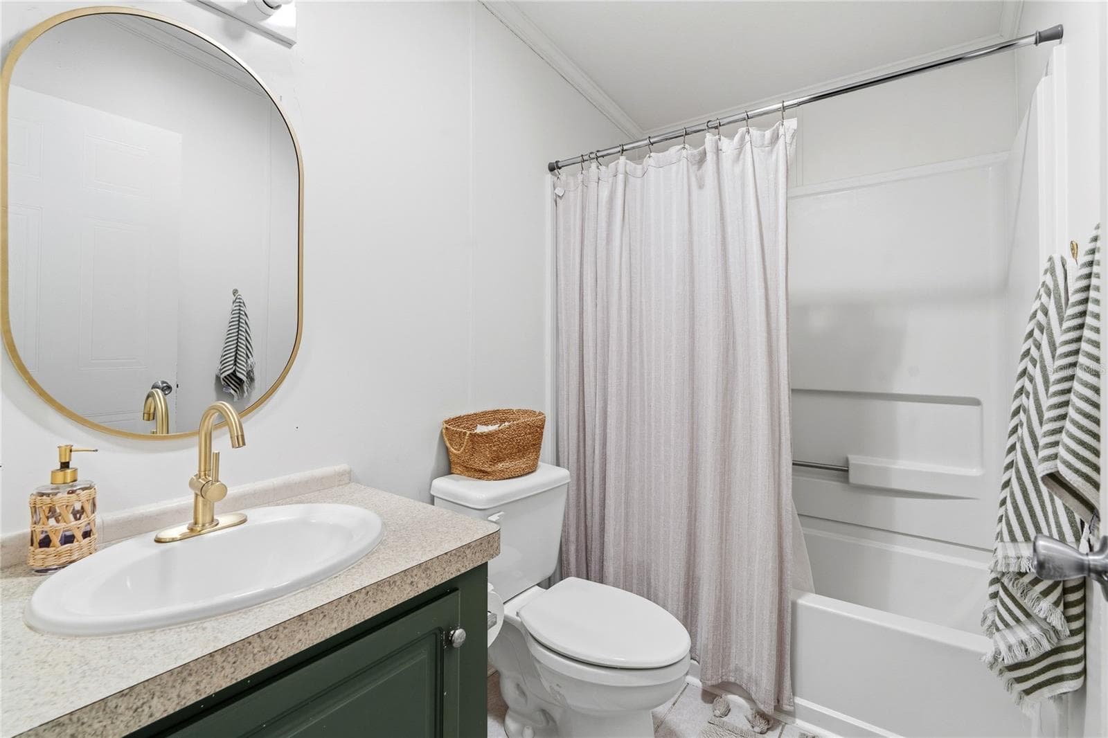 2nd bathroom - 6331 THEODAN ST, WEEKI WACHEE
