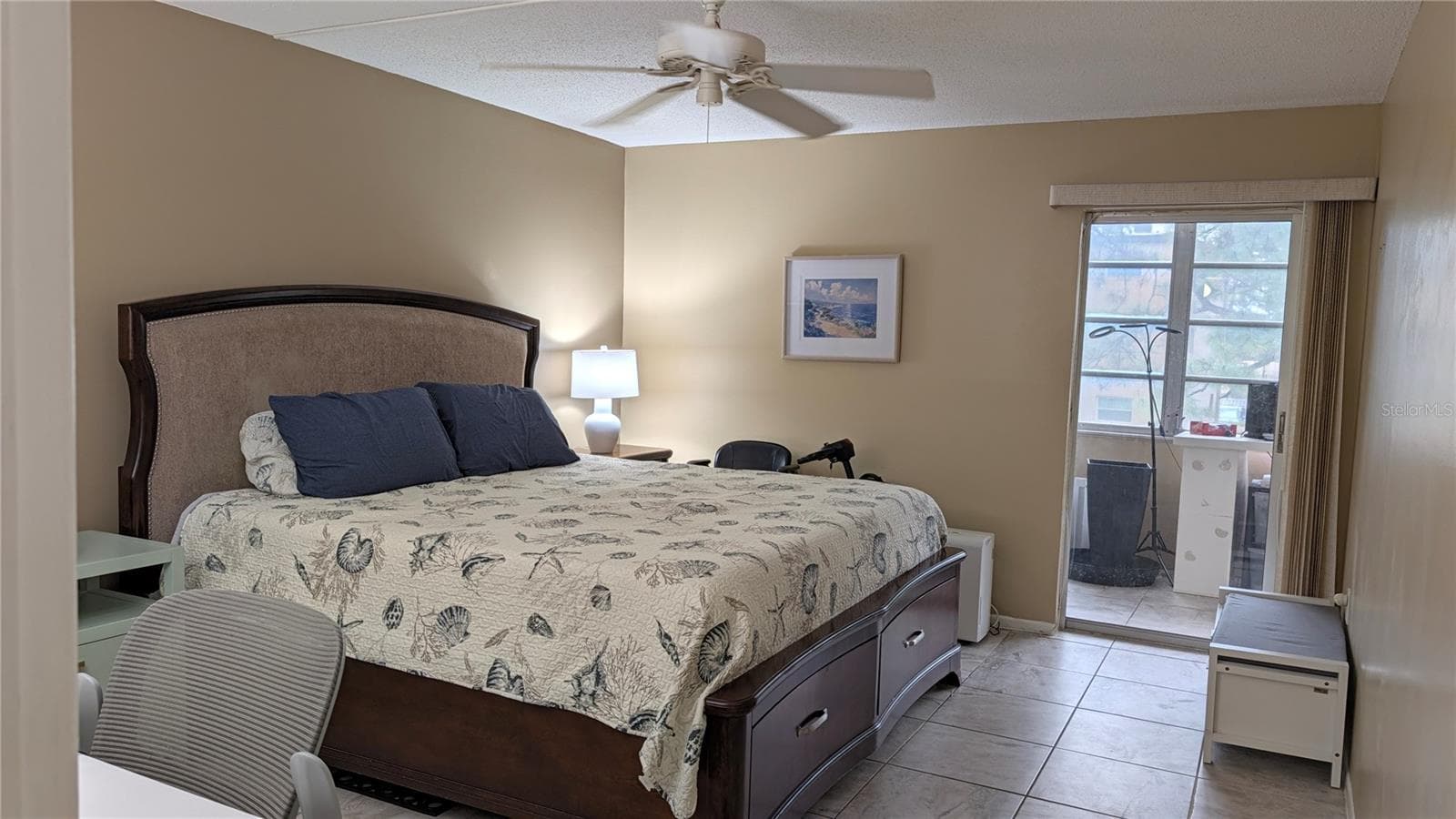 Large beautiful bedroom - 9940 47TH AVE N #206, ST PETERSBURG