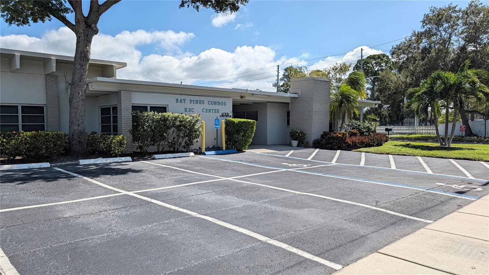 Condominium at 9940 47TH AVE N #206, ST PETERSBURG, photo 26 of 42