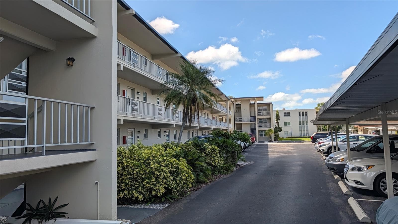 Condominium at 9940 47TH AVE N #206, ST PETERSBURG, photo 2 of 42