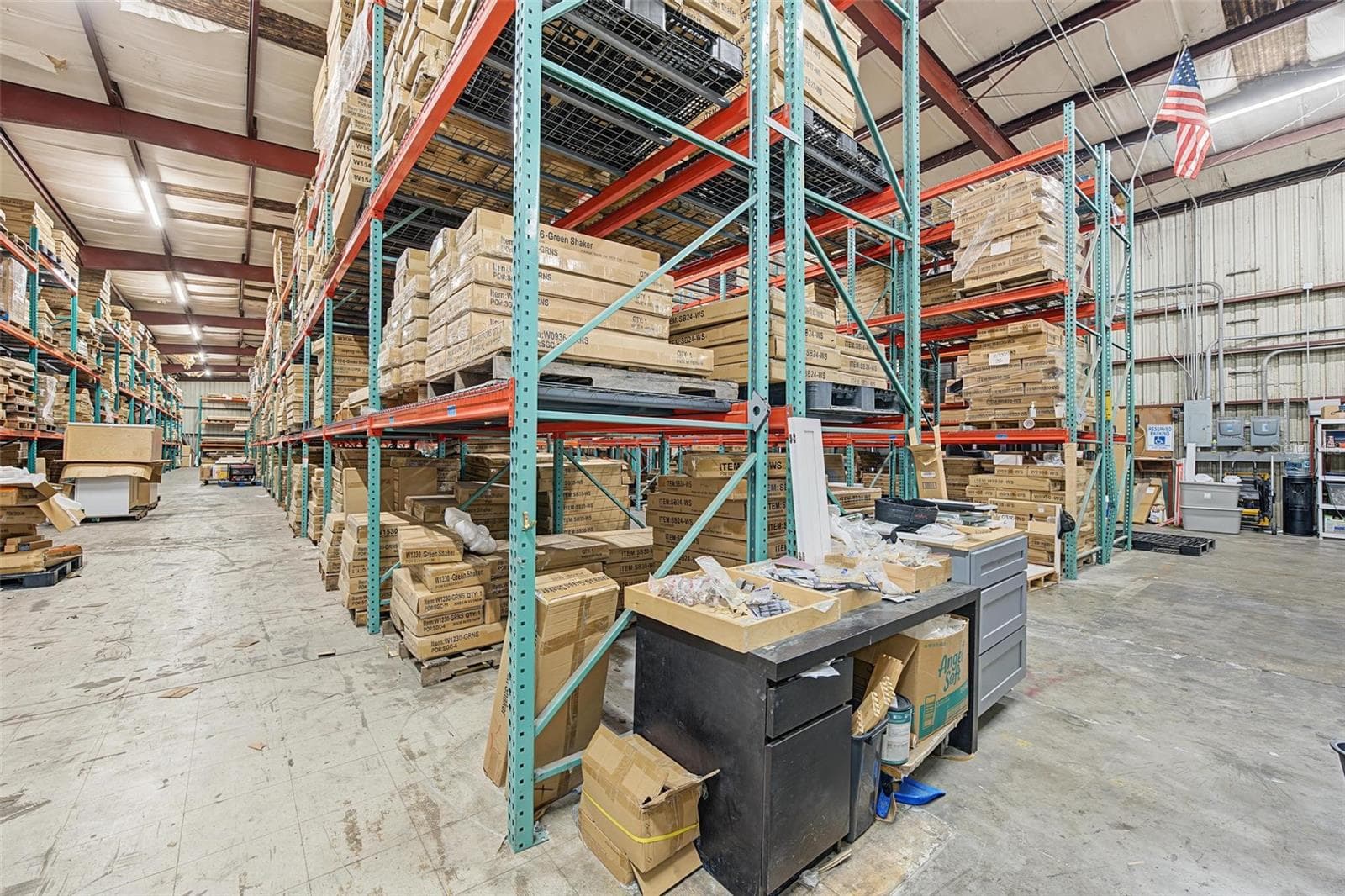 Warehouse at 13650 N 12TH ST, TAMPA, photo 11 of 44