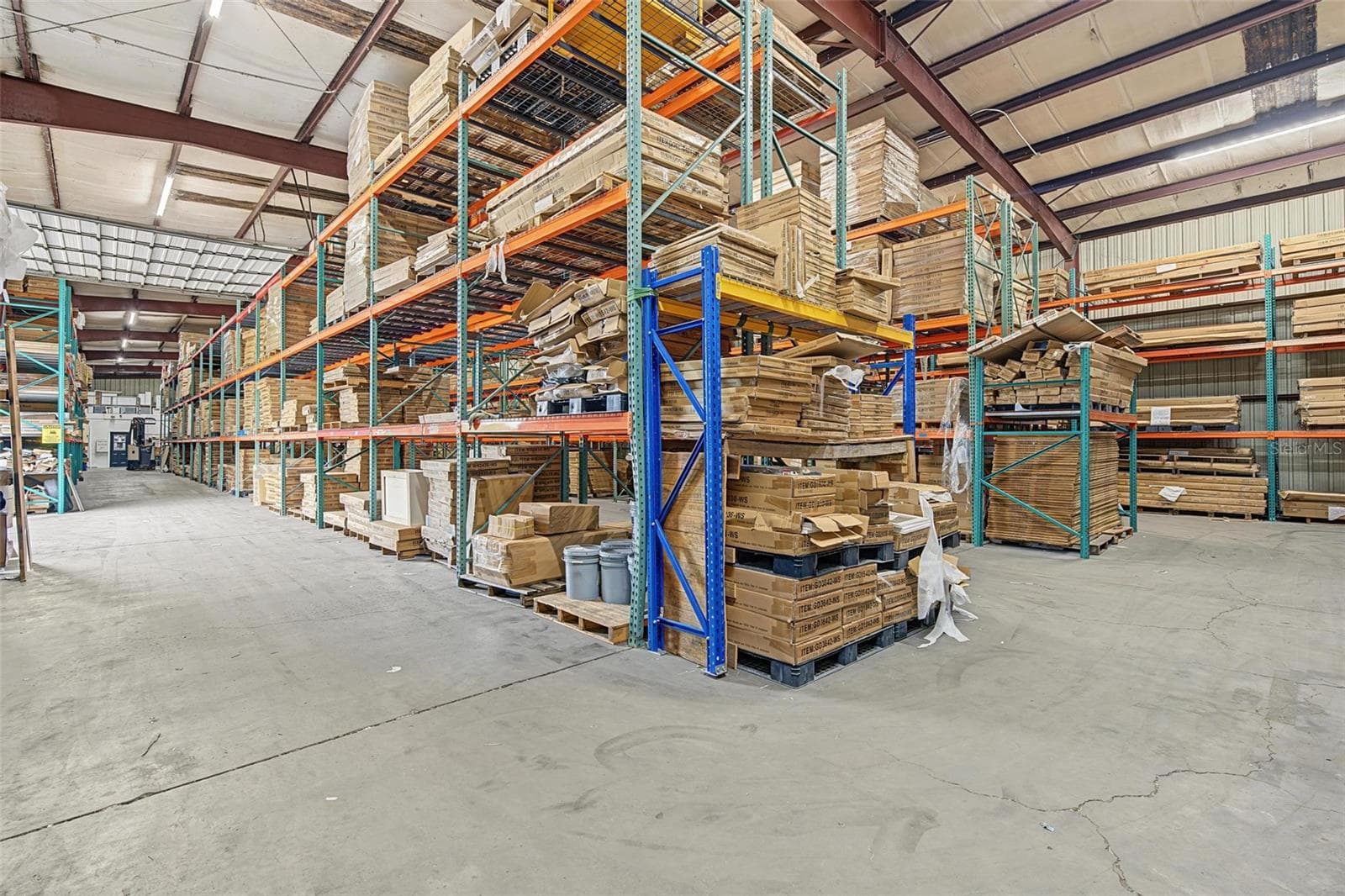 Warehouse at 13650 N 12TH ST, TAMPA, photo 12 of 44