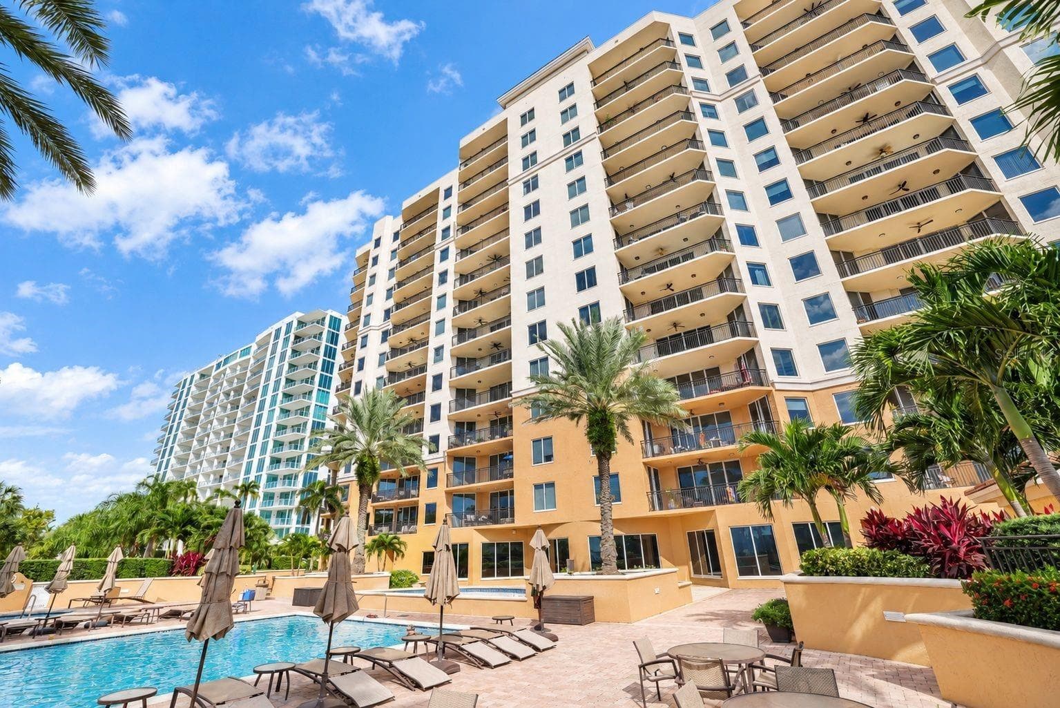 Back of Building from Pool - 5823 BOWEN DANIEL DR #704, TAMPA