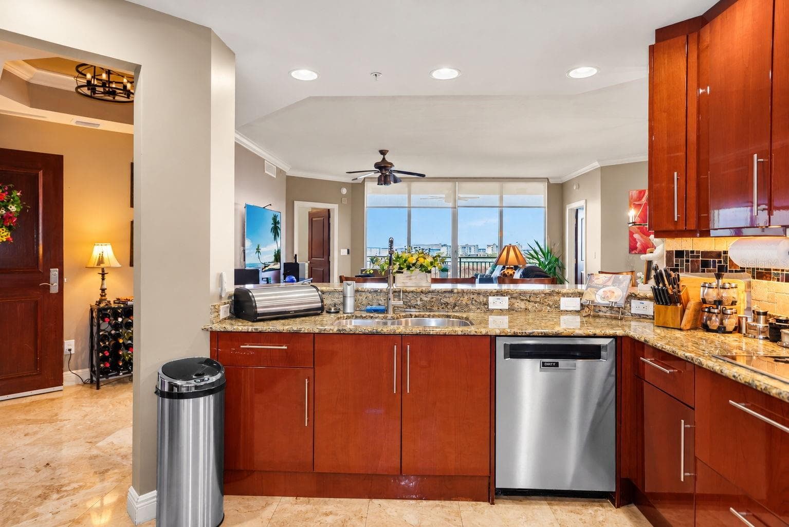 Kitchen - 5823 BOWEN DANIEL DR #704, TAMPA