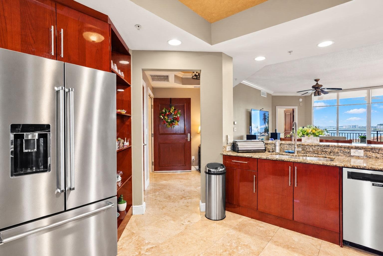 Kitchen - 5823 BOWEN DANIEL DR #704, TAMPA