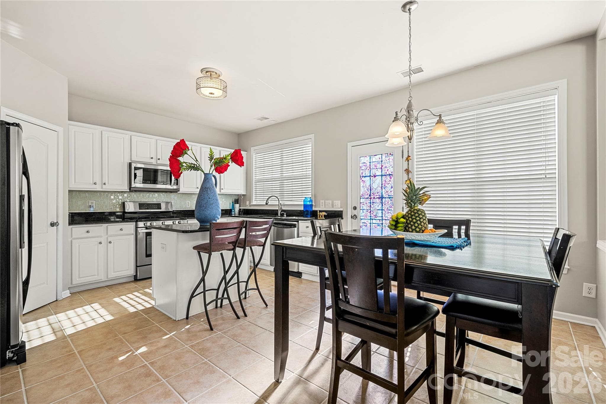 Single Family Residence at 2602 Mullis Lane, Matthews, photo 16 of 39