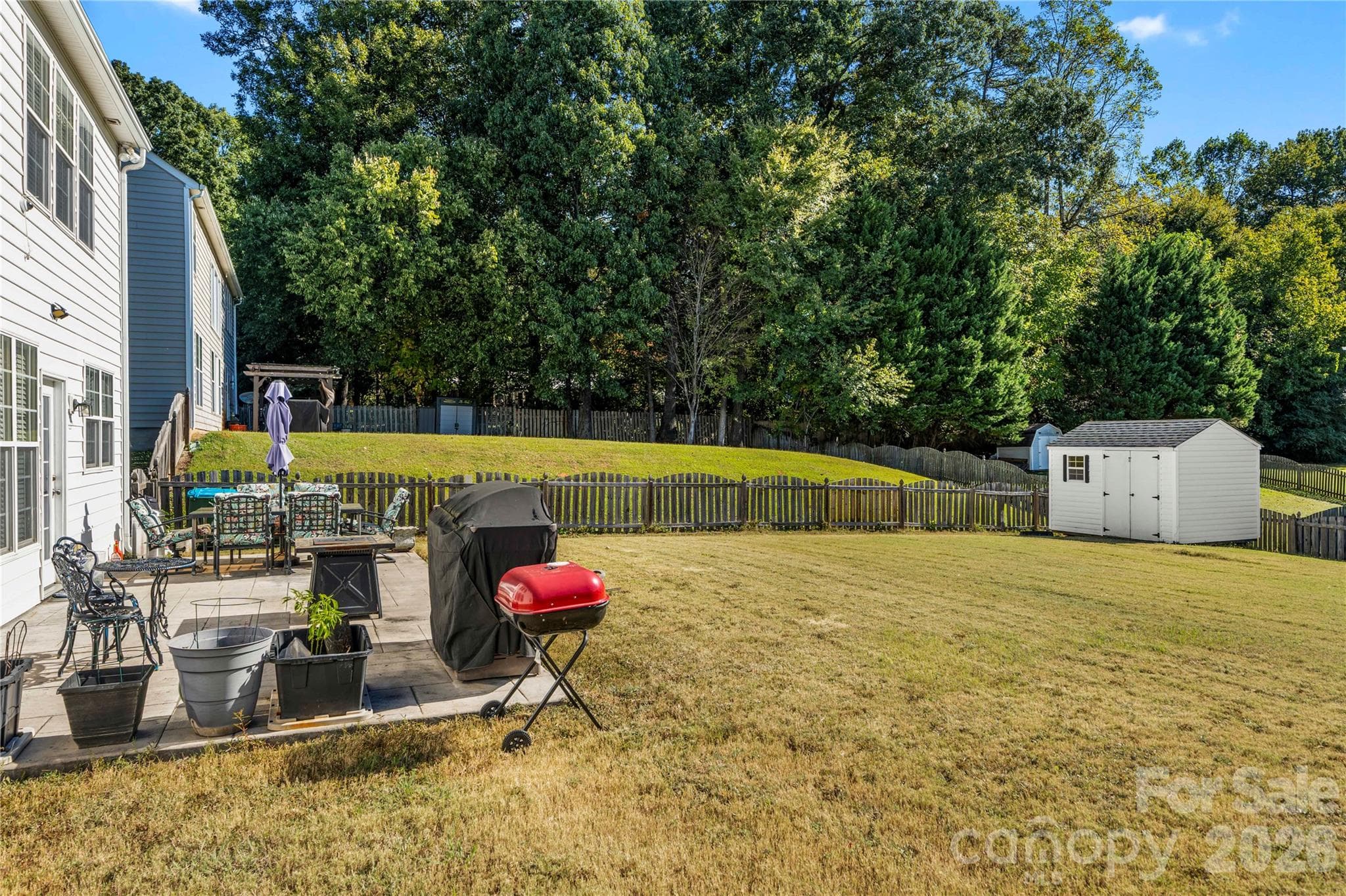 Single Family Residence at 2602 Mullis Lane, Matthews, photo 38 of 39
