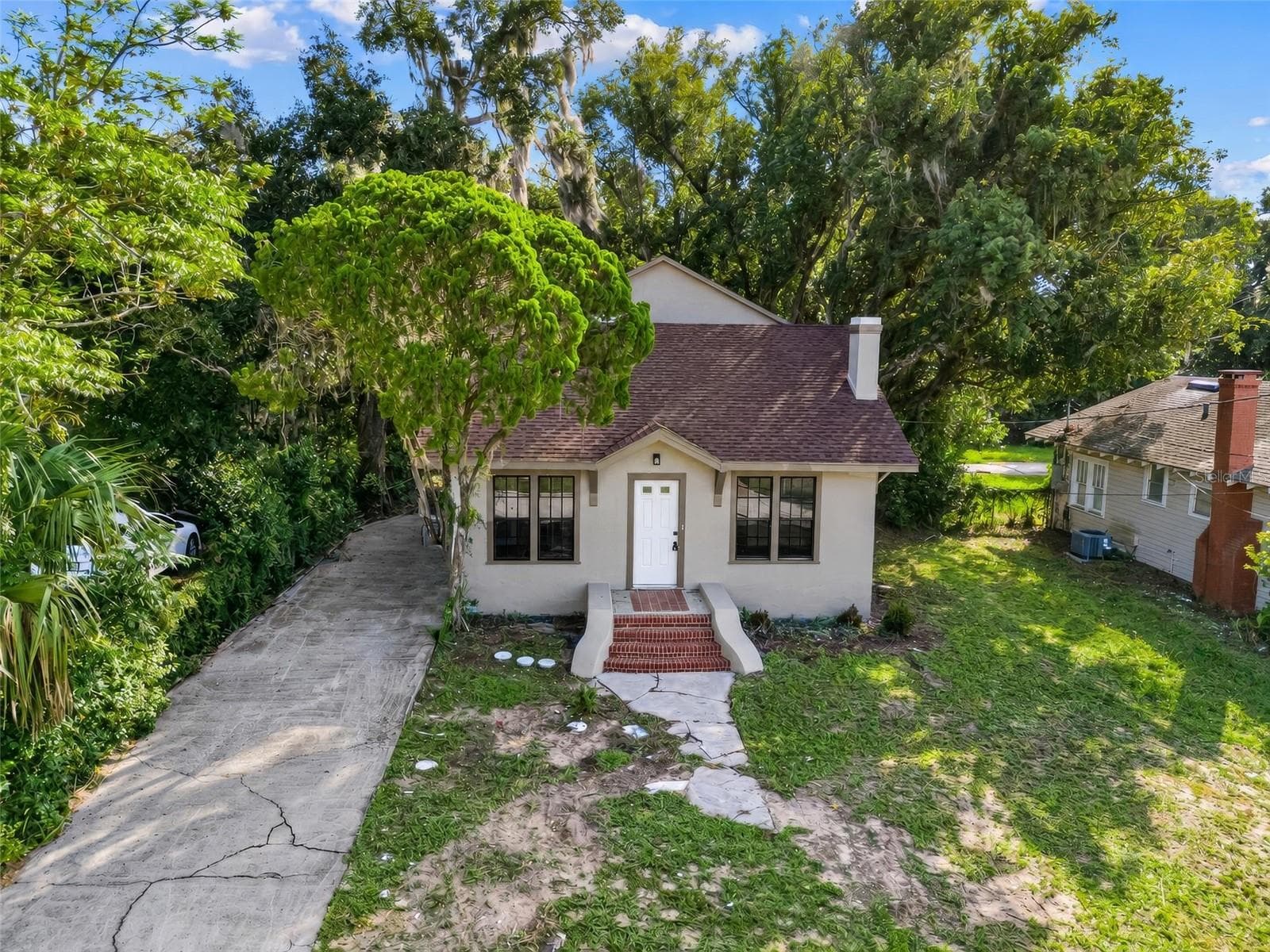 Single Family Residence at 19 E MORNINGVIEW DR, EUSTIS, photo 3 of 29