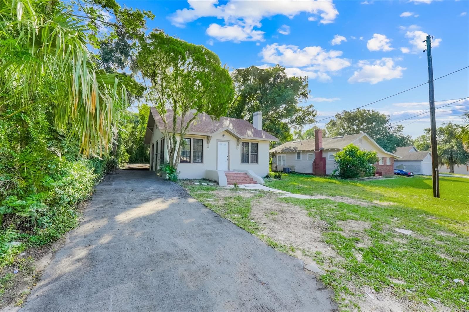 Single Family Residence at 19 E MORNINGVIEW DR, EUSTIS, photo 4 of 29