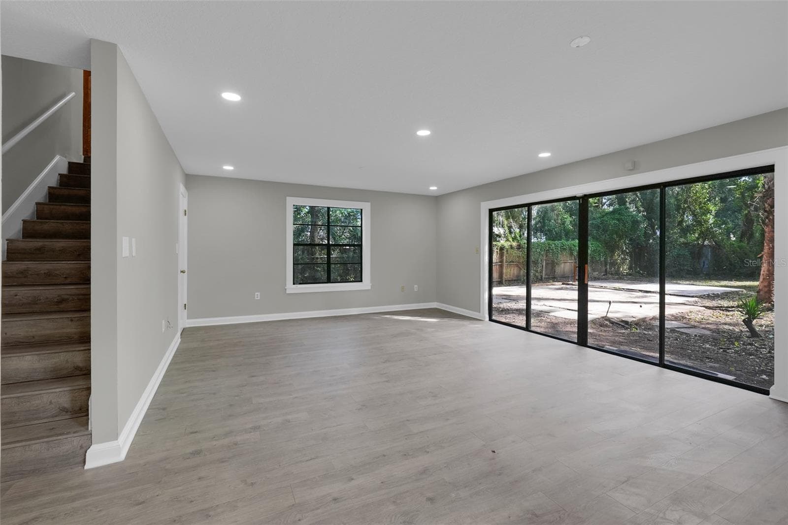great room - 19 E MORNINGVIEW DR, EUSTIS