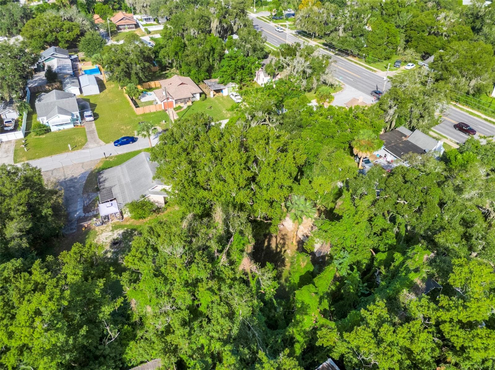 Single Family Residence at 19 E MORNINGVIEW DR, EUSTIS, photo 27 of 29