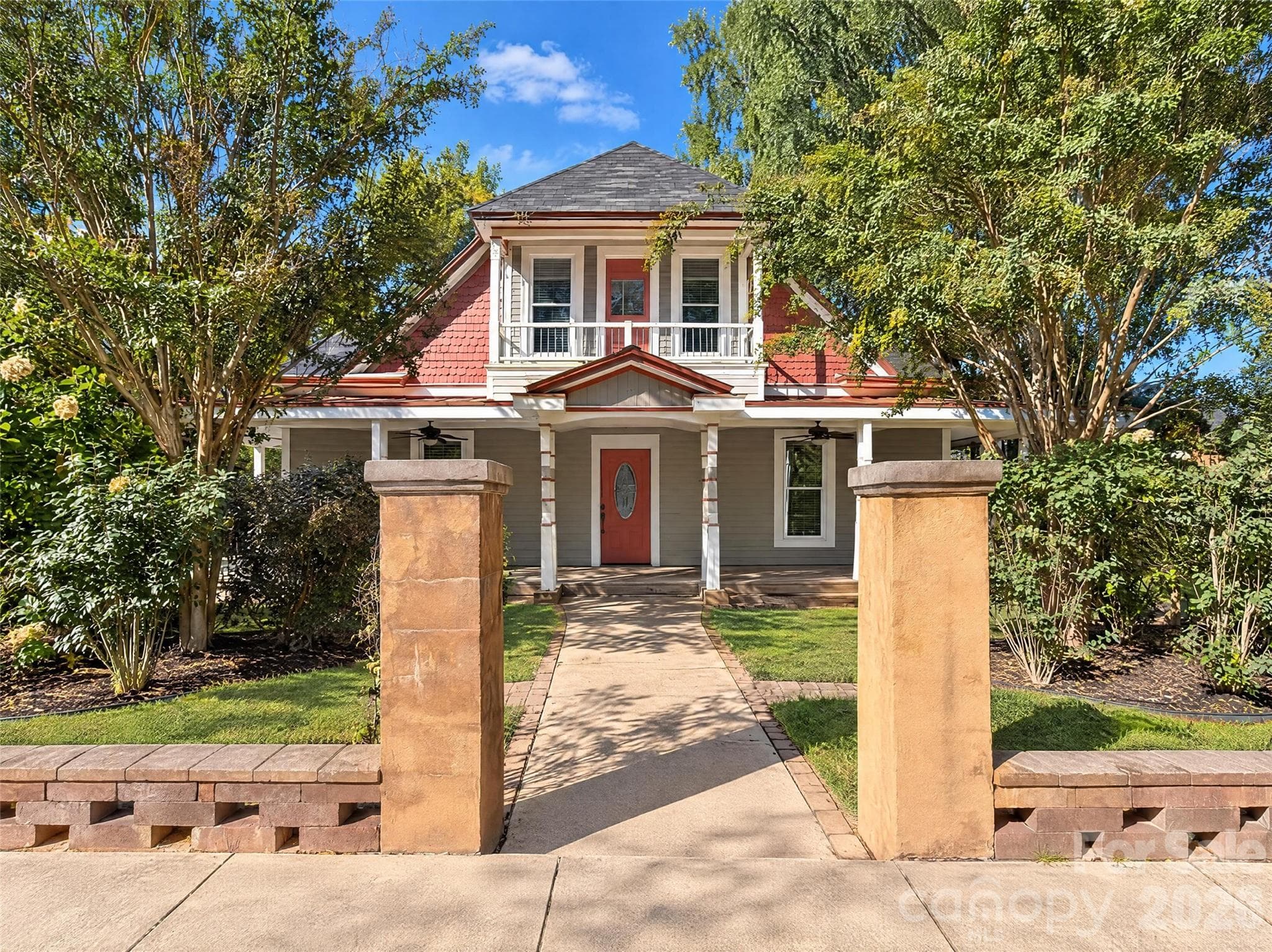 732 Front Street