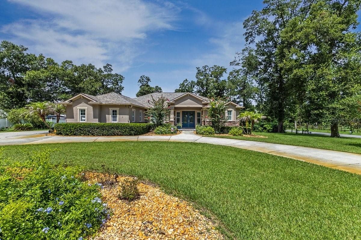 Single Family Residence at 1104 N BOSTON AVE, DELAND, photo 2 of 42