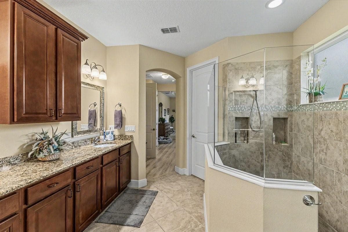 Single Family Residence at 1104 N BOSTON AVE, DELAND, photo 6 of 42