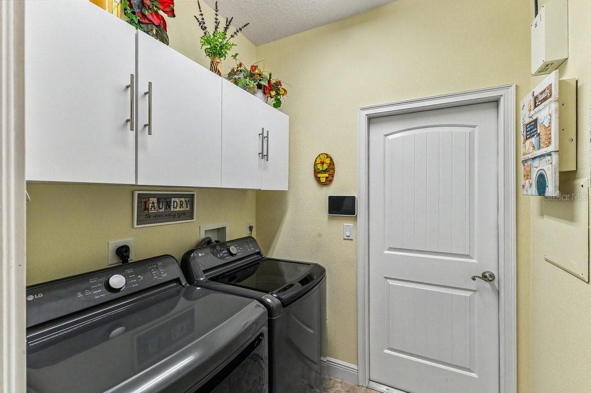 Single Family Residence at 1104 N BOSTON AVE, DELAND, photo 24 of 42
