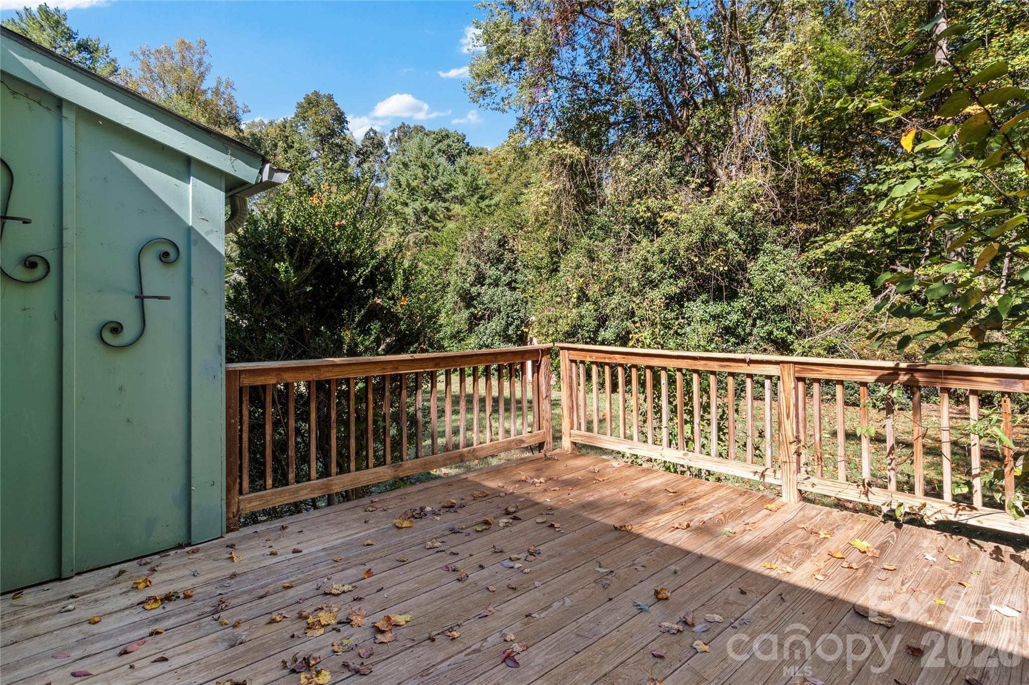 Single Family Residence at 3797 Sandalwood Lane, Winston Salem, photo 24 of 28