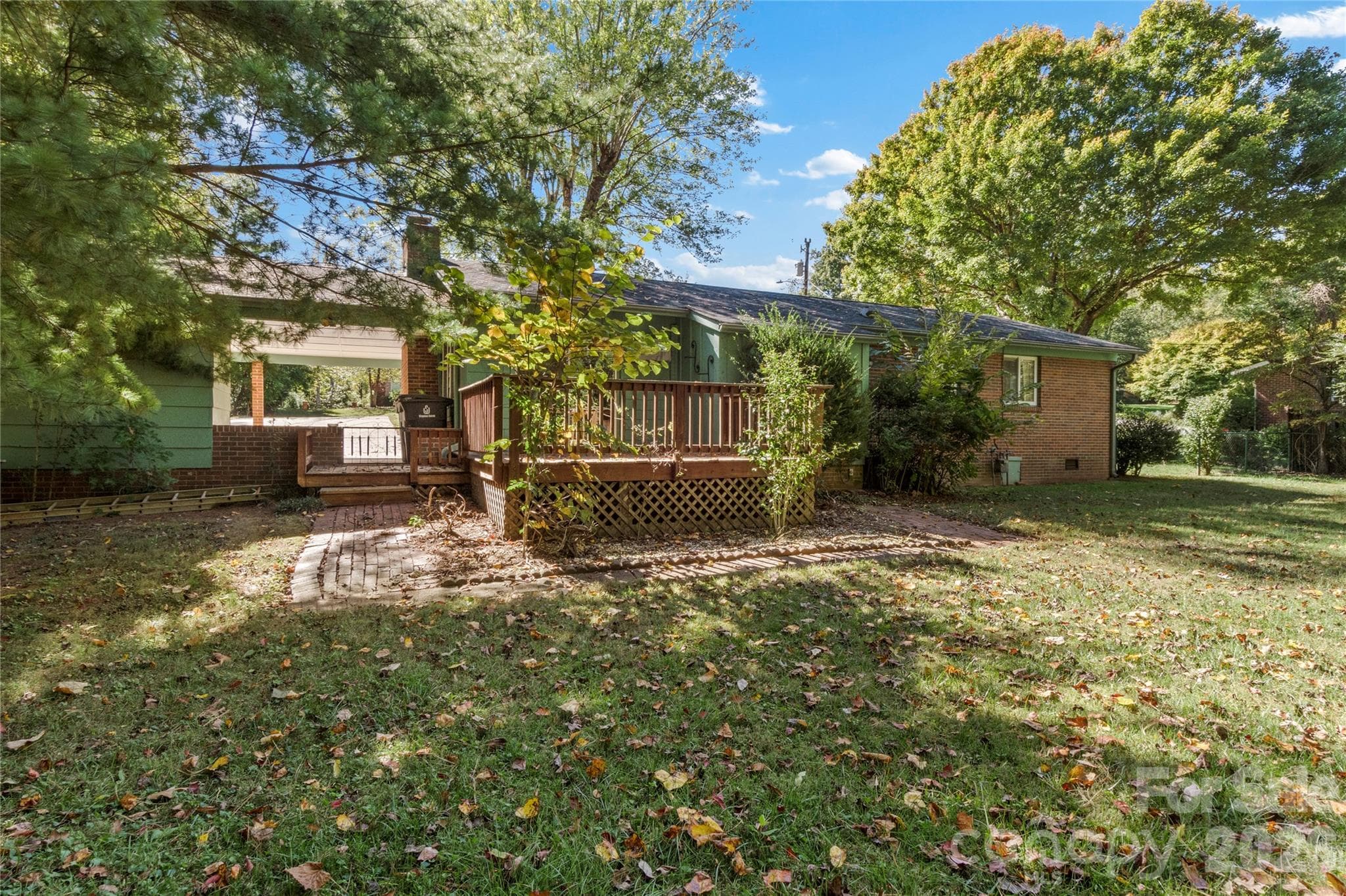Single Family Residence at 3797 Sandalwood Lane, Winston Salem, photo 25 of 28