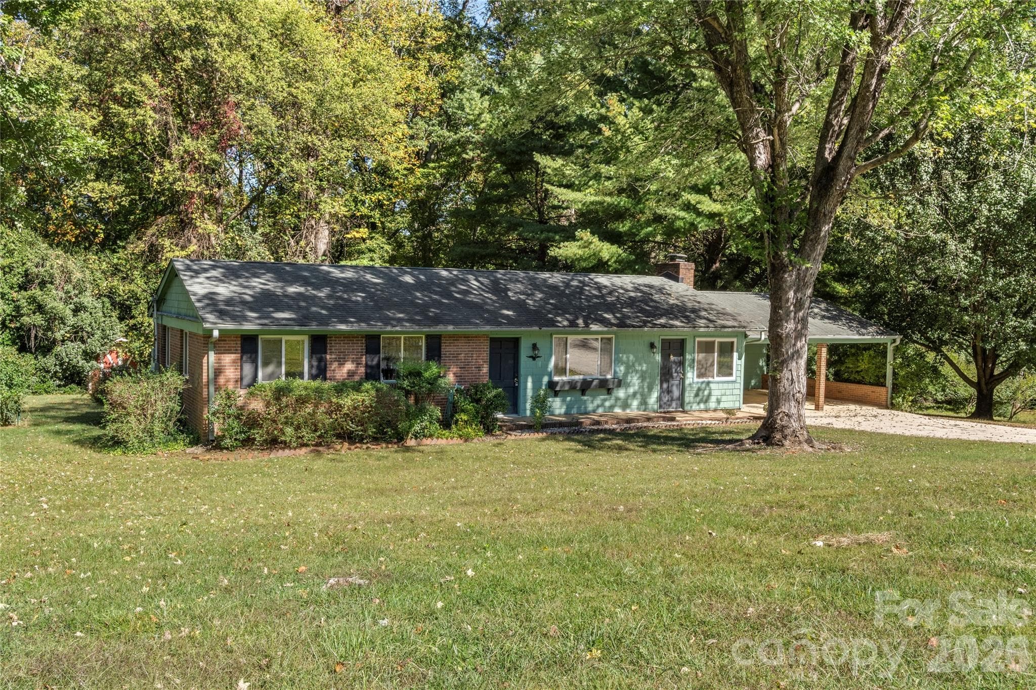 Single Family Residence at 3797 Sandalwood Lane, Winston Salem, photo 28 of 28
