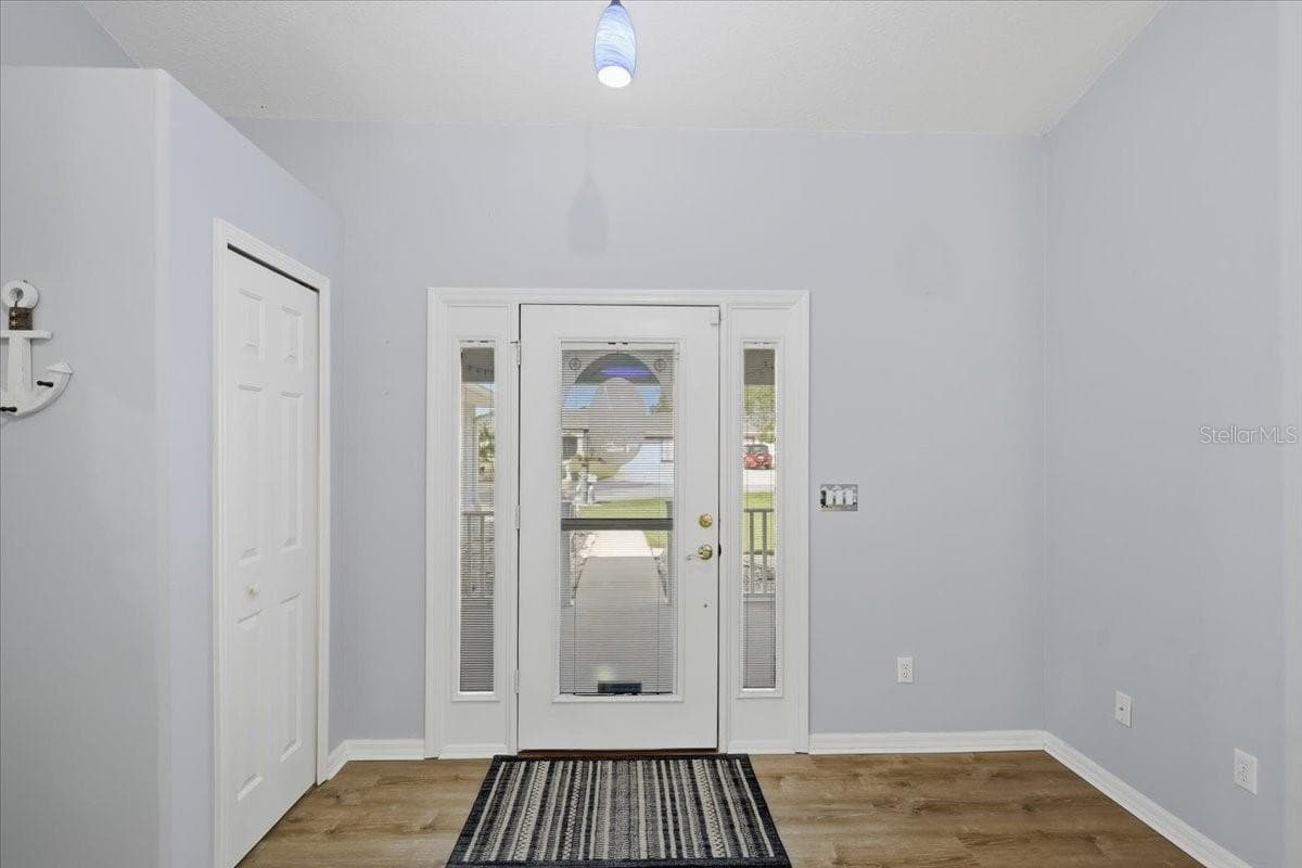 ENTRYWAY - 3 RYMM PL, PALM COAST