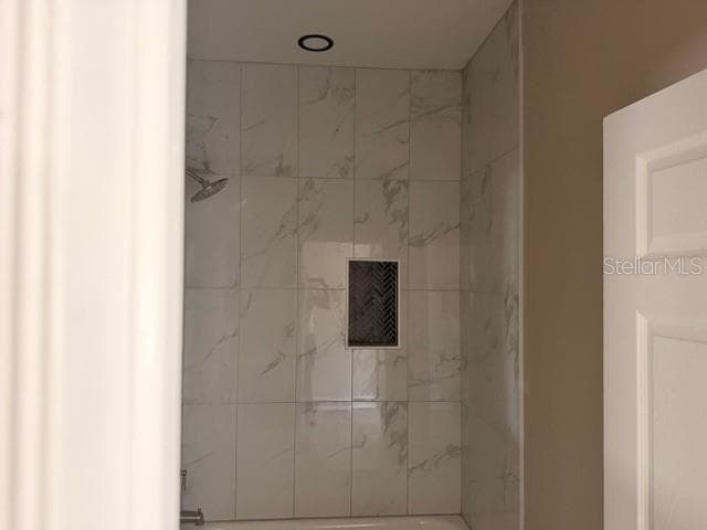 Single Family Residence at 3204 E COLUMBUS DR, TAMPA, photo 10 of 25