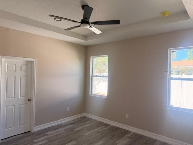Single Family Residence at 3204 E COLUMBUS DR, TAMPA, photo 13 of 25