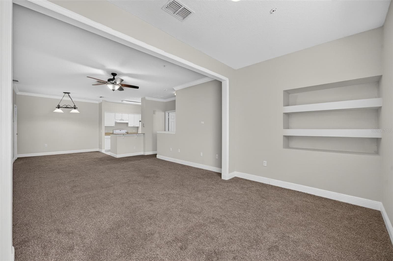 Condominium at 200 SOUTHERN PECAN CIRCLE #206, WINTER GARDEN, photo 10 of 65