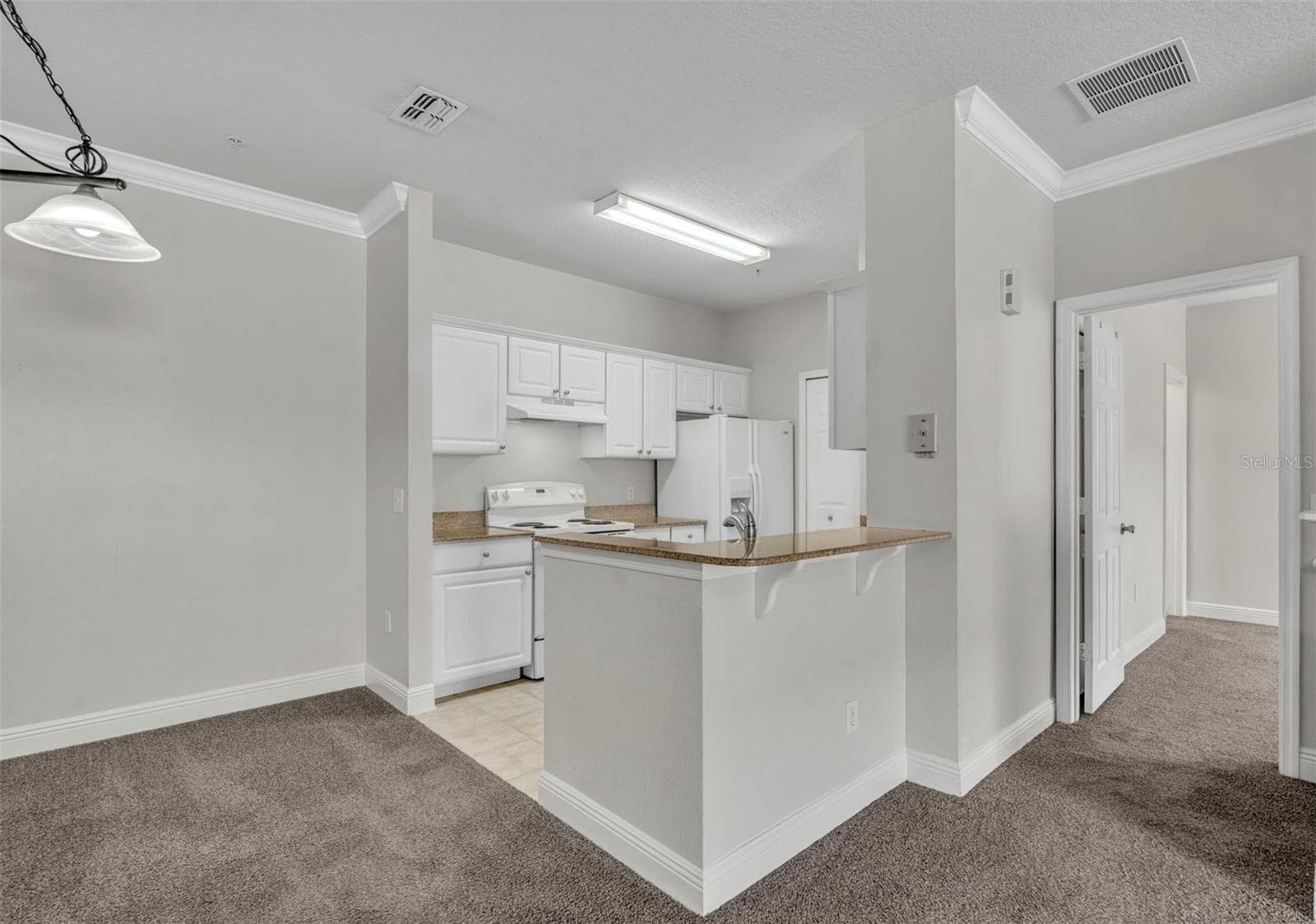 Condominium at 200 SOUTHERN PECAN CIRCLE #206, WINTER GARDEN, photo 23 of 65