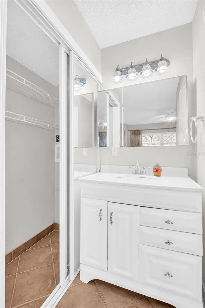 Condominium at 3109 MISSION GROVE DR #D, PALM HARBOR, photo 18 of 60