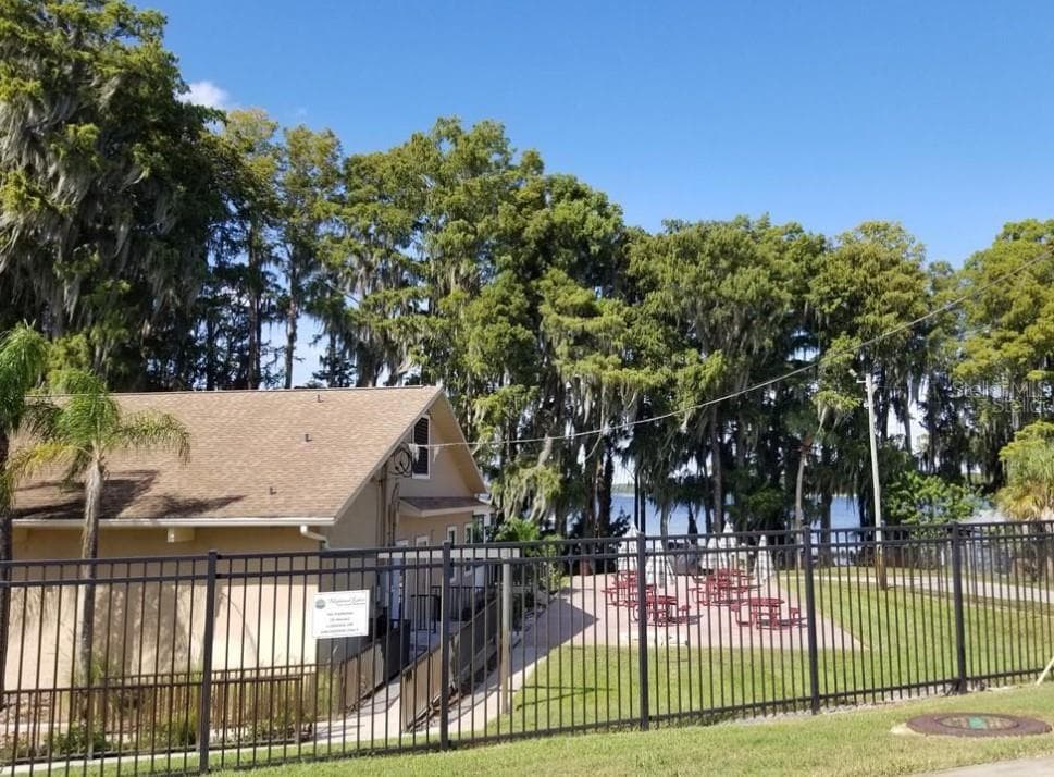 Condominium at 3109 MISSION GROVE DR #D, PALM HARBOR, photo 56 of 60