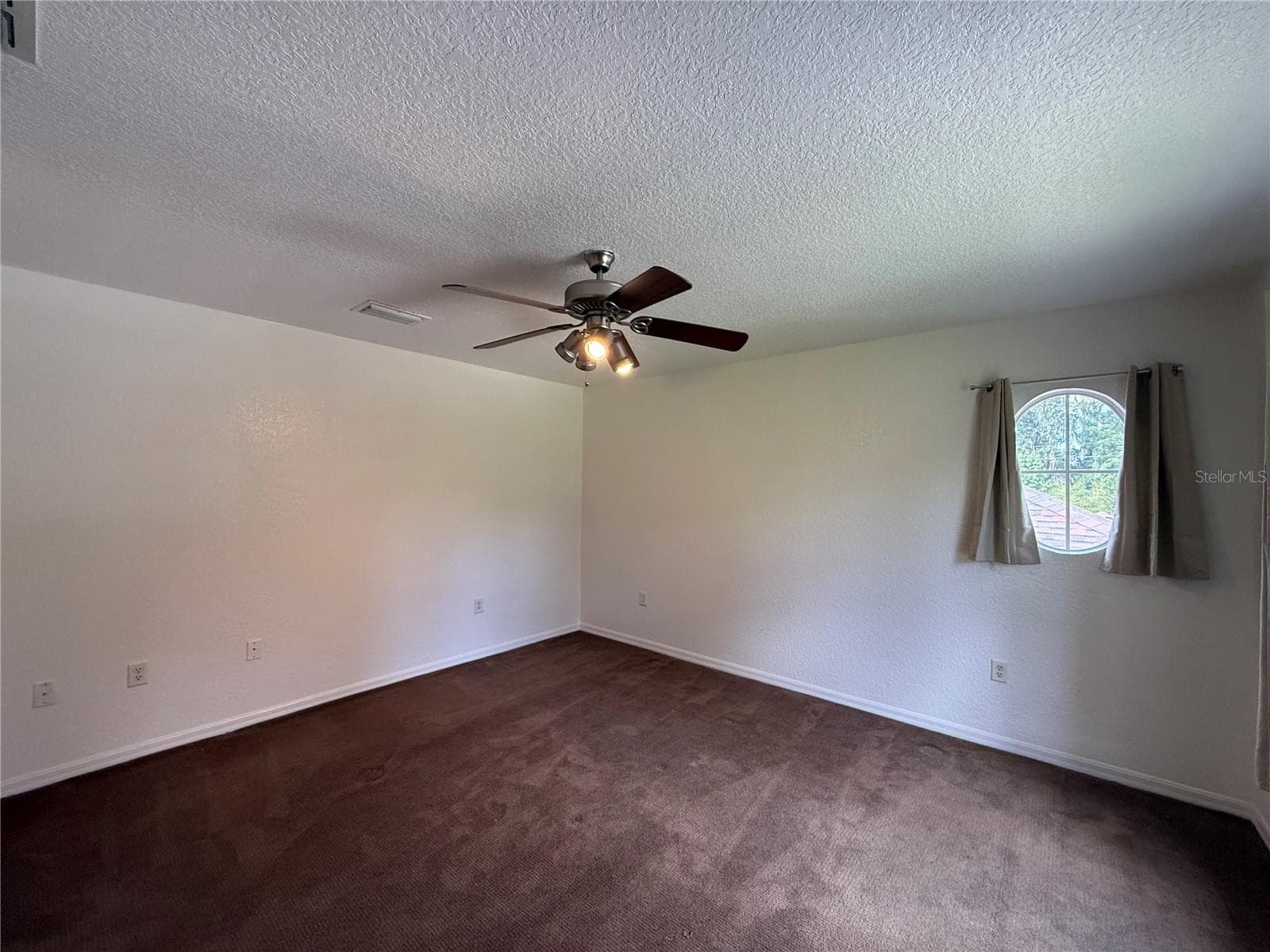 Single Family Residence at 25406 LADYHAWK LN, BROOKSVILLE, photo 84 of 126