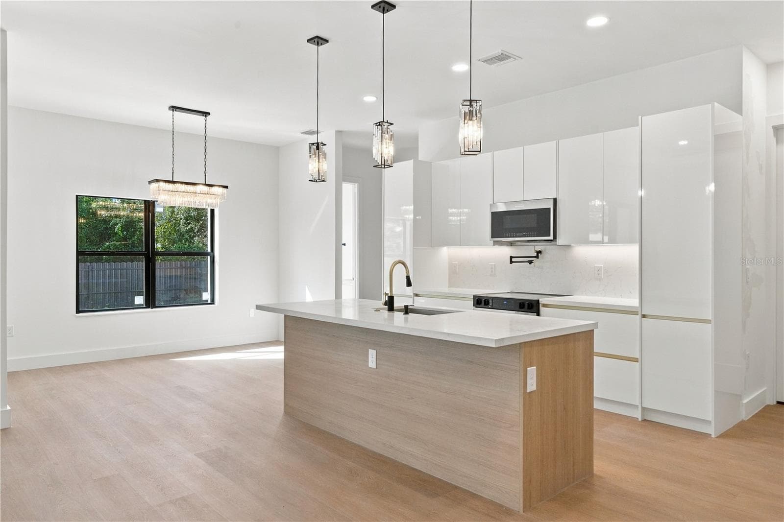Single Family Residence at 4509 ELDRON AVE, NORTH PORT, photo 6 of 25