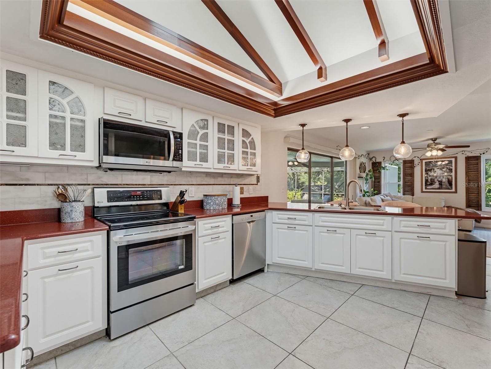 Kitchen 1 - 3 SUMMIT LN, SAFETY HARBOR