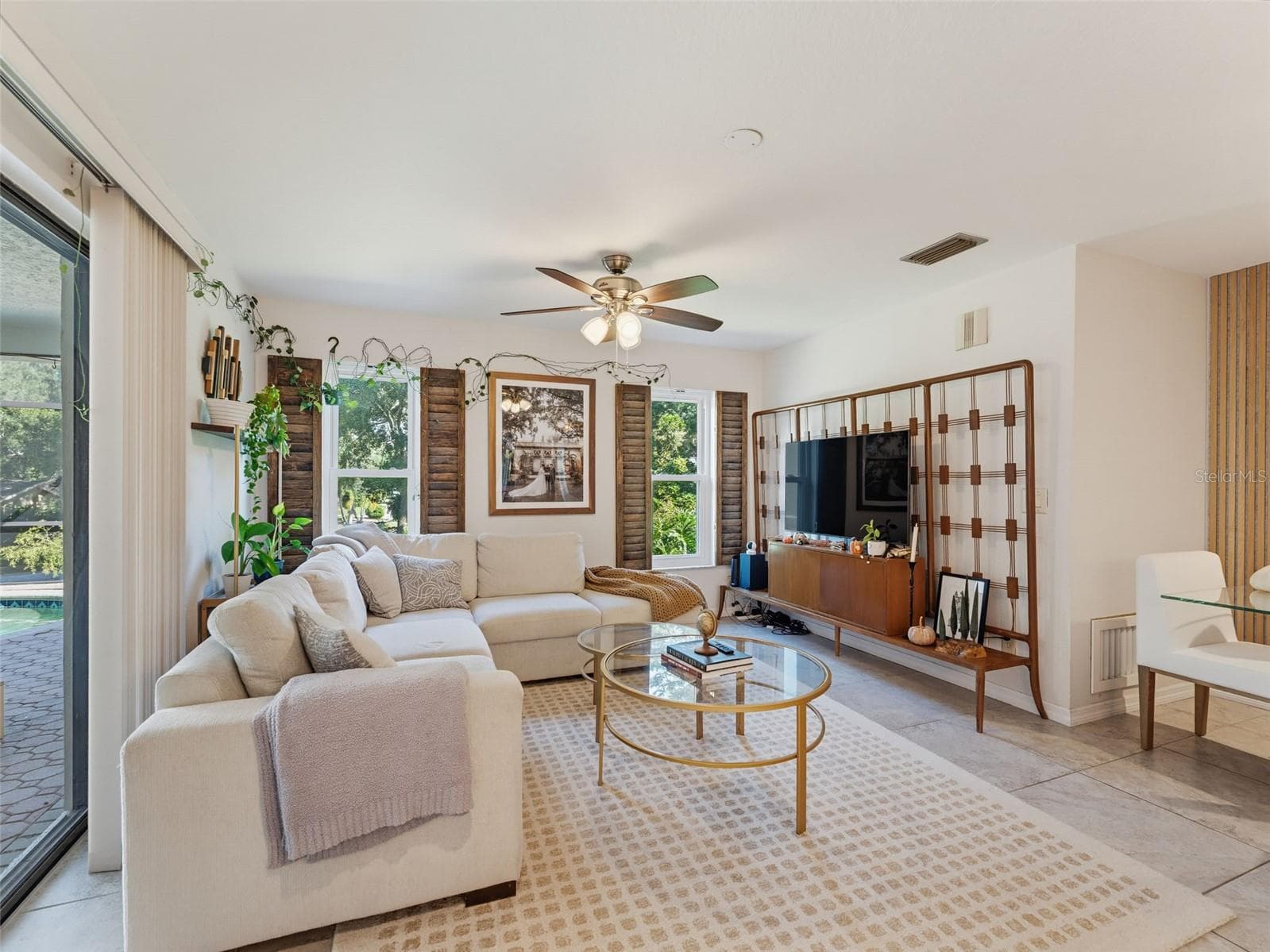 Family Room 2 - 3 SUMMIT LN, SAFETY HARBOR