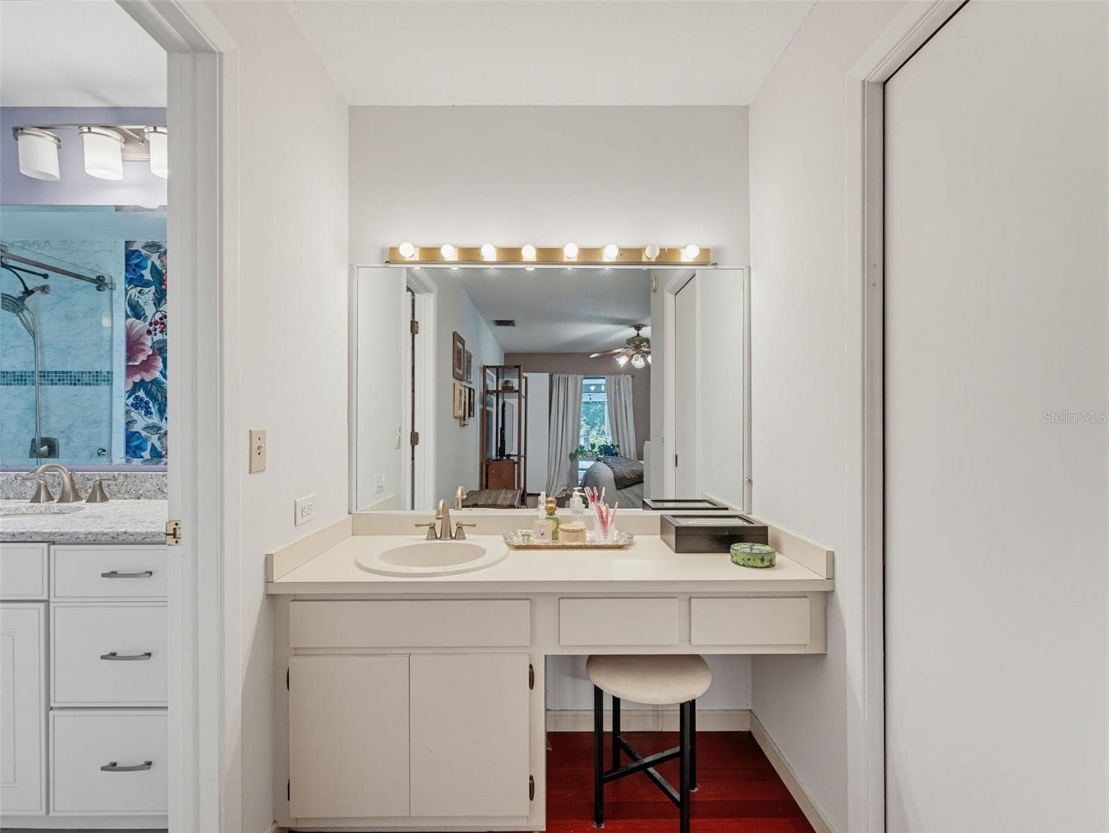 Primary Vanity Area - 3 SUMMIT LN, SAFETY HARBOR