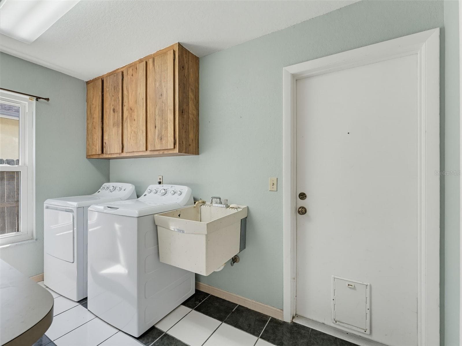 Laundry Room 2 - 3 SUMMIT LN, SAFETY HARBOR