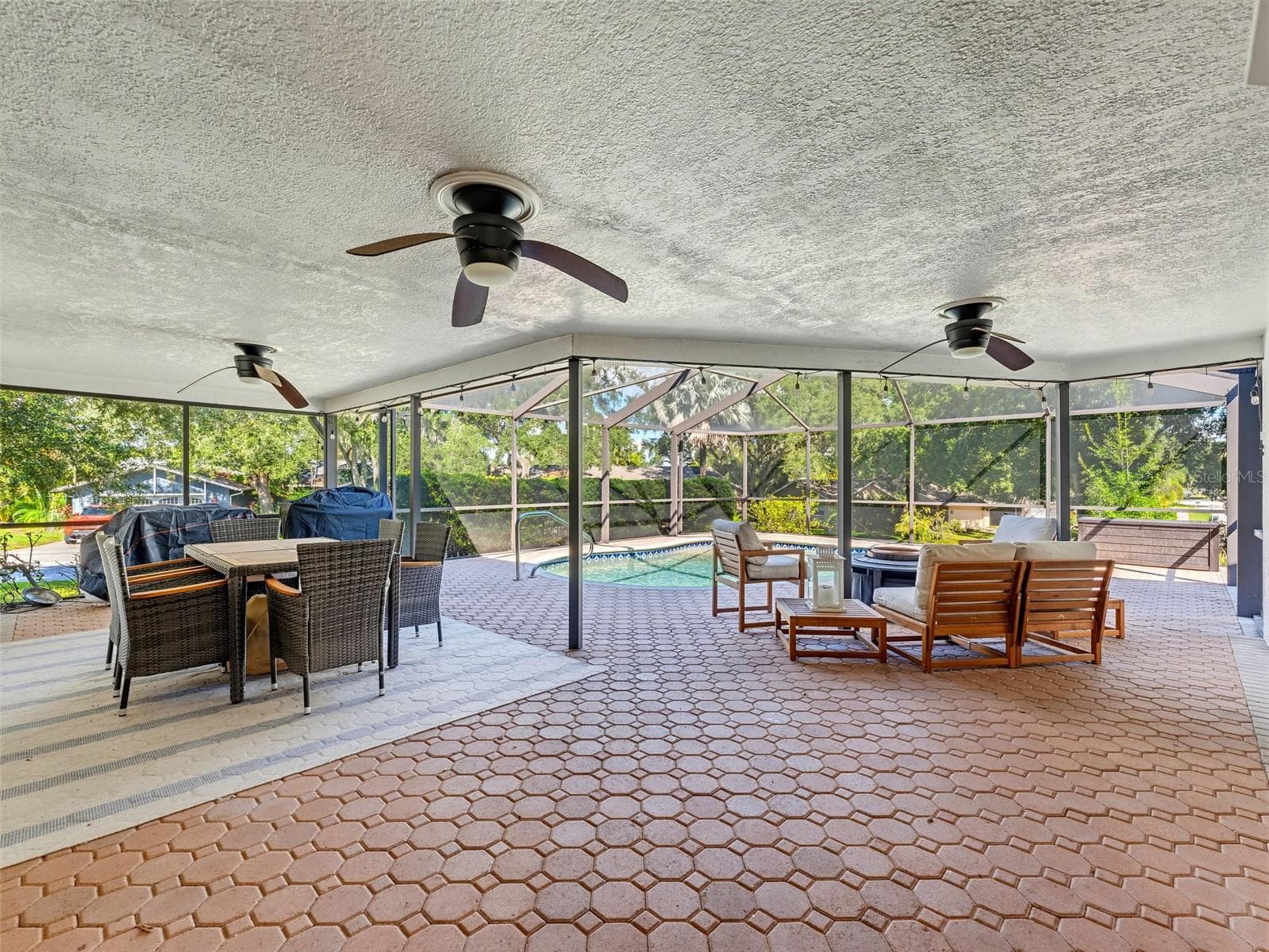 Back Patio - 3 SUMMIT LN, SAFETY HARBOR