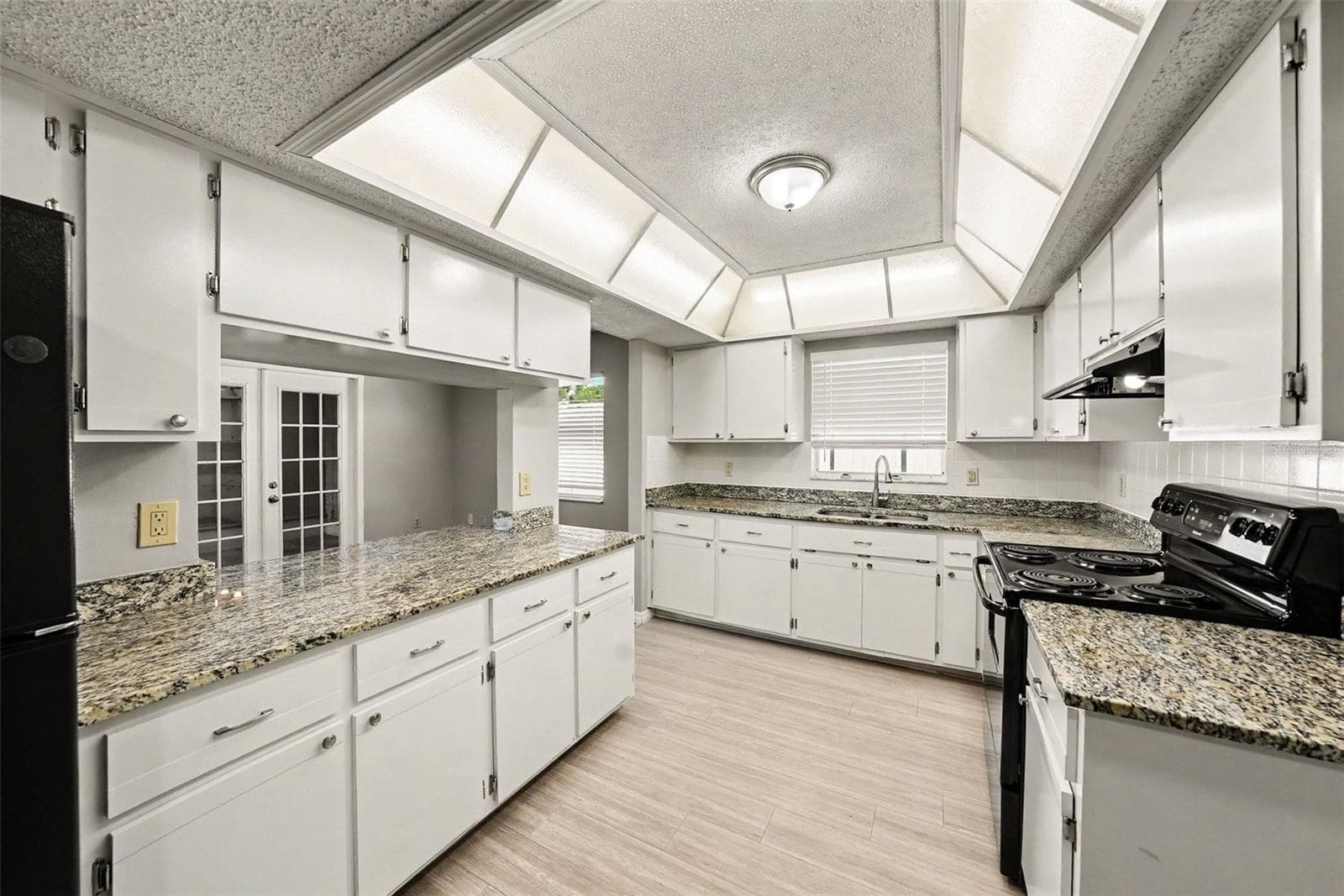Single Family Residence at 4307 WOOD TRAIL BLVD, NEW PORT RICHEY, photo 5 of 15