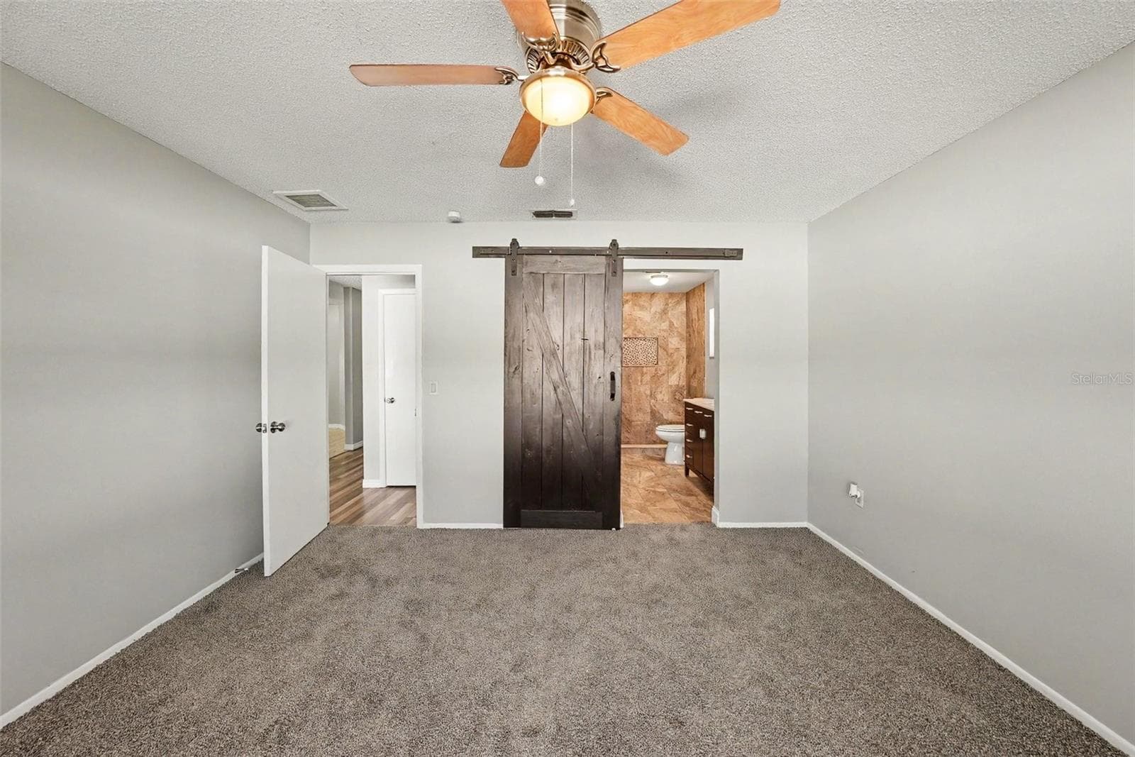 Single Family Residence at 4307 WOOD TRAIL BLVD, NEW PORT RICHEY, photo 8 of 15