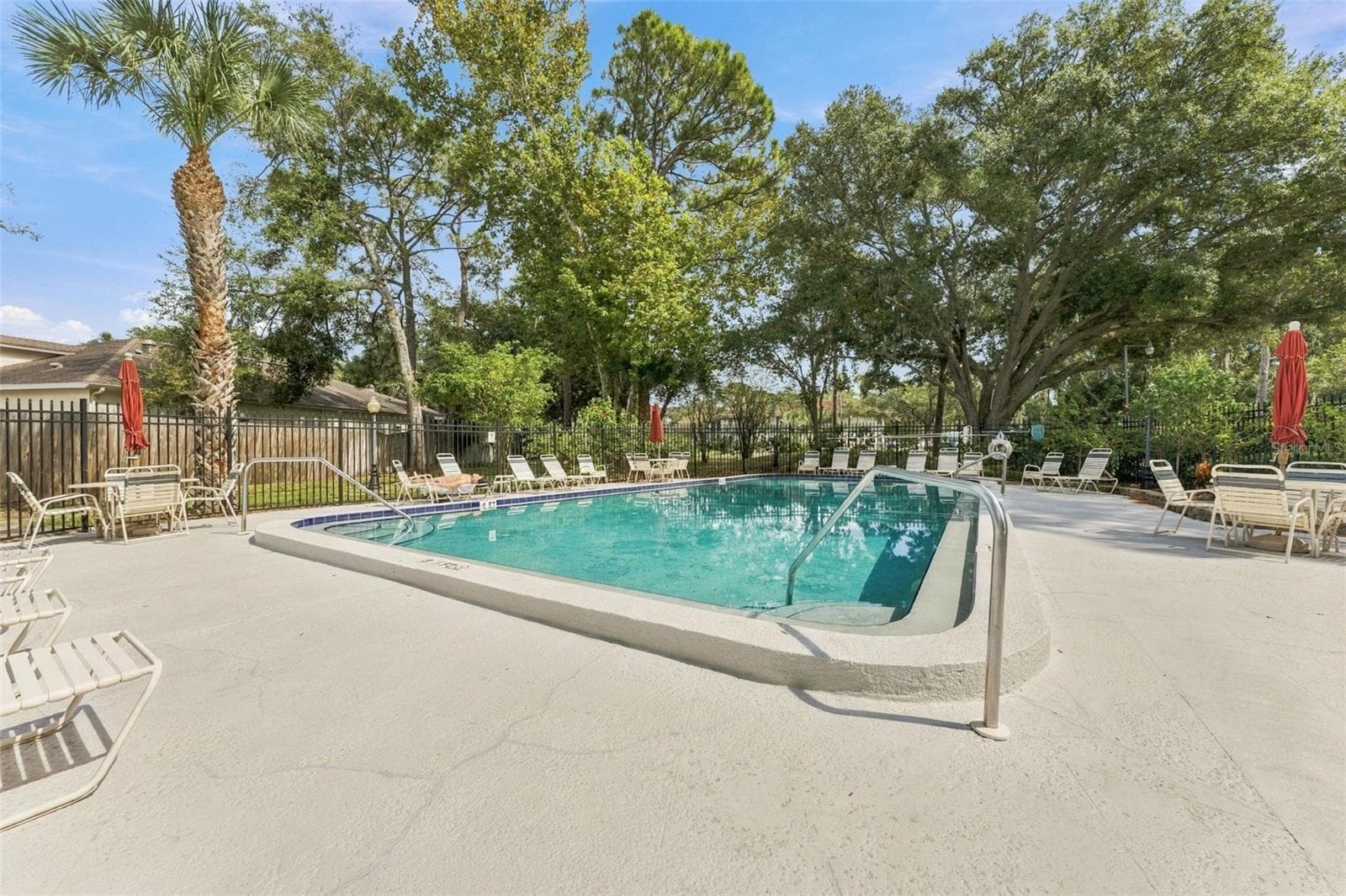 Community pool - 2650 COUNTRYSIDE BLVD #A306, CLEARWATER