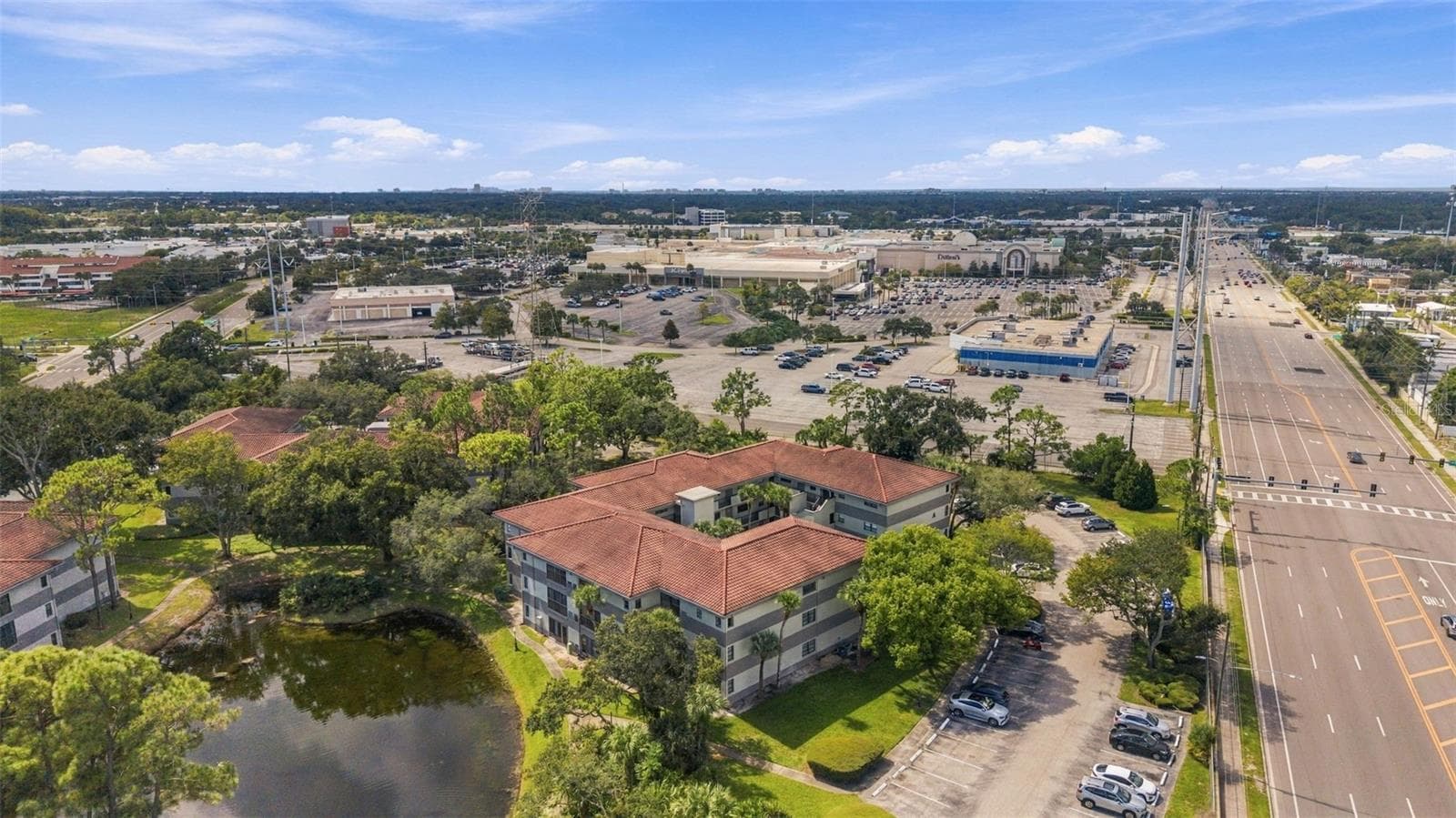 Walkable to Countryside Mall for shopping, dining and entertainment - 2650 COUNTRYSIDE BLVD #A306, CLEARWATER