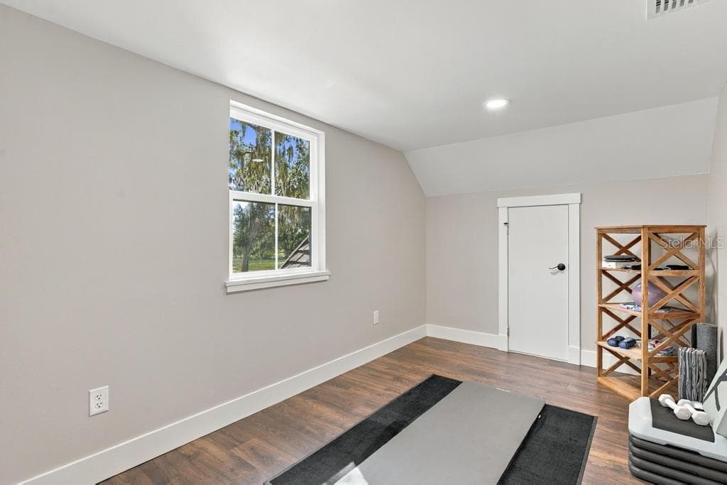 Upstairs flex or play space... great fitness room with closet! - 467 LONG AND WINDING RD, HOWEY IN THE HILLS