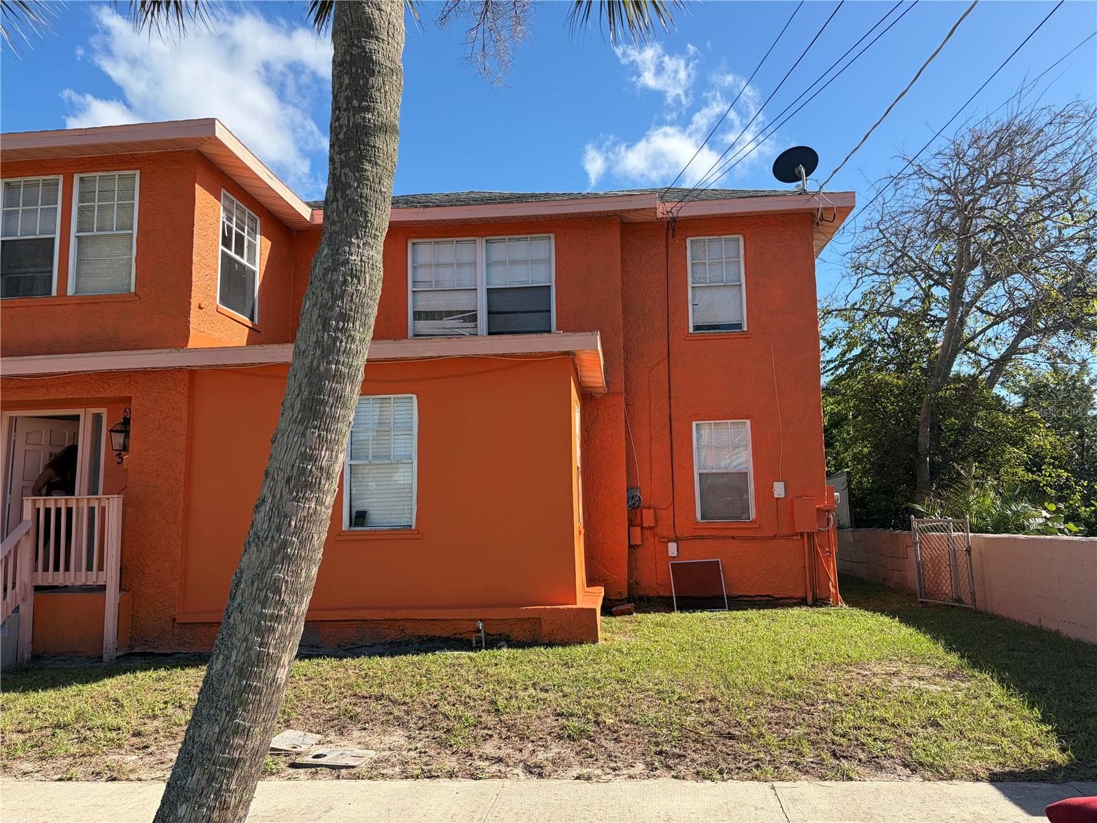 Triplex at 314 UNIVERSITY BLVD, DAYTONA BEACH, photo 6 of 31